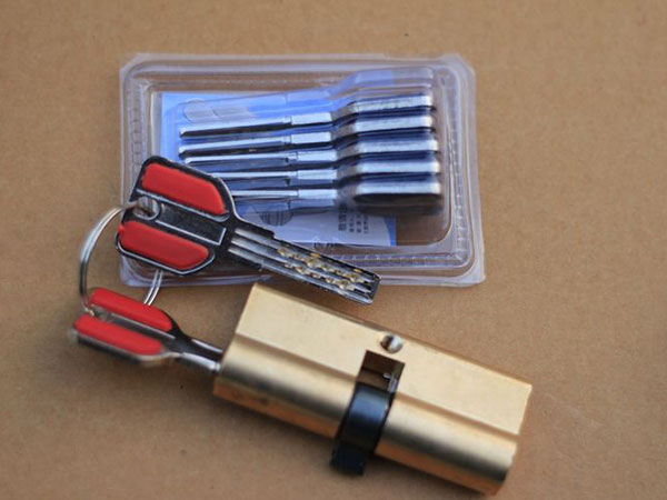 加查24小时上门开锁公司